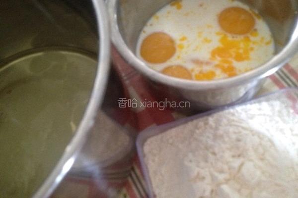戚风蛋糕的做法图解1
