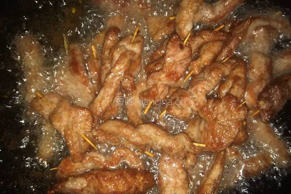 孜然牙签瘦肉的做法图解9