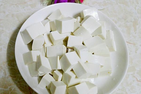 毛豆冬菇煮豆腐的做法图解3