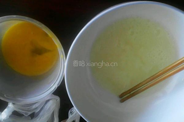 电饭锅蛋糕的做法图解1