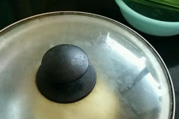 韭菜肉饺的做法图解3