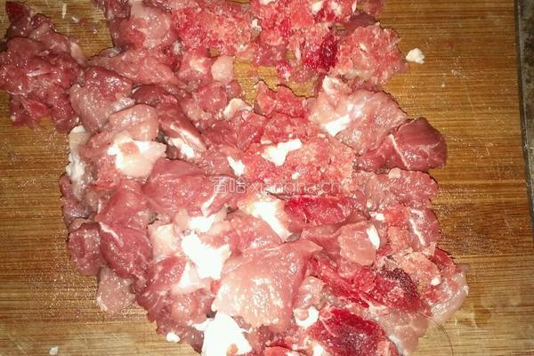 宝宝爱心小肉丸的做法图解1