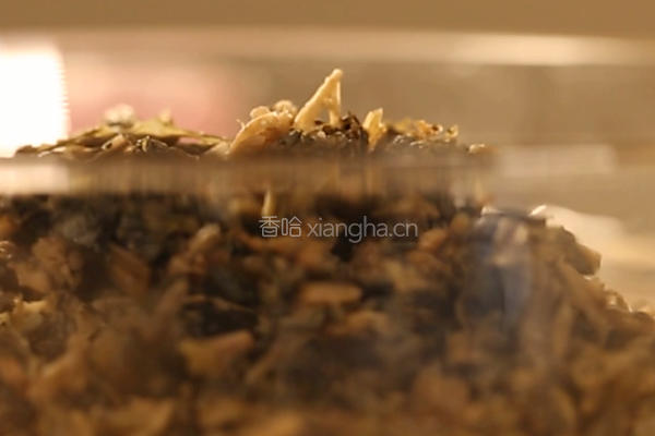 梅菜扣肉的做法图解1