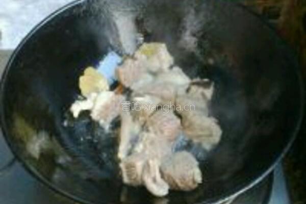 牛肉炖土豆的做法图解5