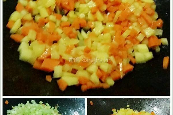 芹菜土豆胡萝卜丁的做法图解7