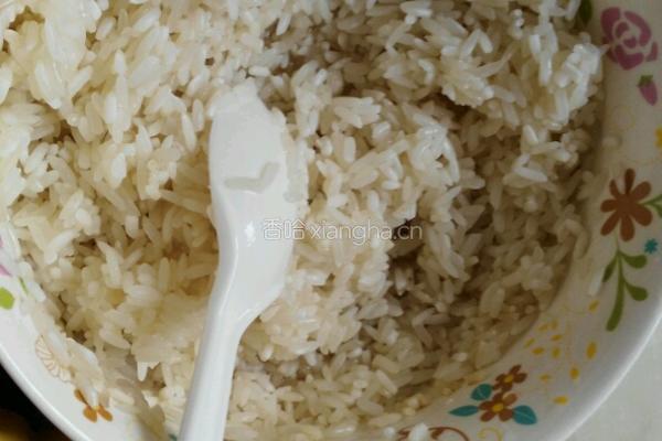 腊味糯米饭的做法图解3