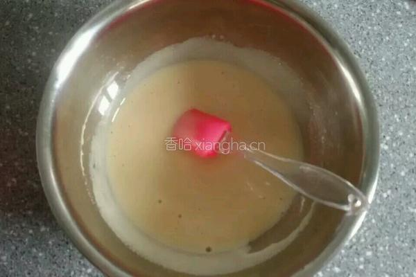 莲蓉蛋黄月饼的做法图解3