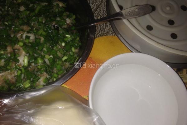 韭菜猪肉饺子的做法图解4