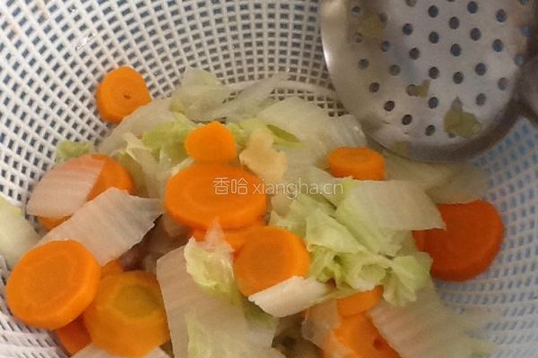 彩色素菜的做法图解1