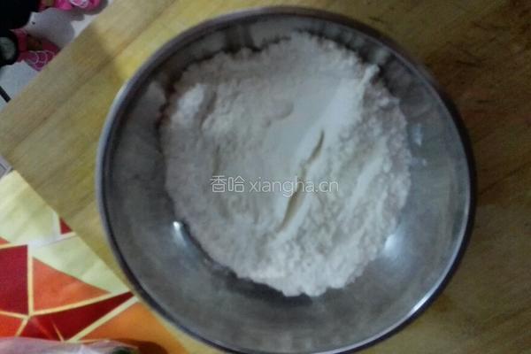 鸡蛋面汤的做法图解1
