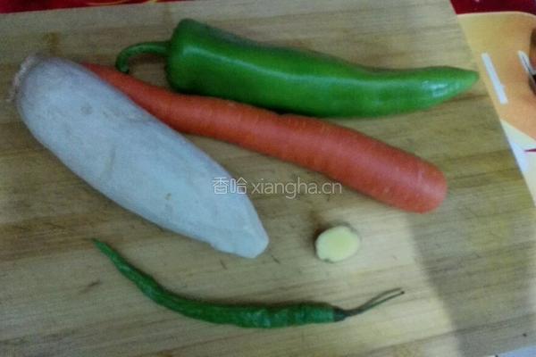 香炒鸡肉丁的做法图解1