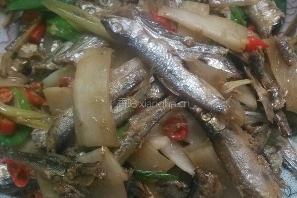 河鱼炒萝卜的做法图解4