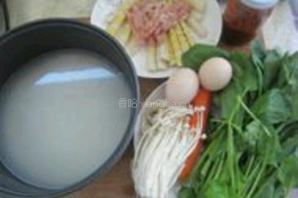韩式石锅拌饭的做法图解1