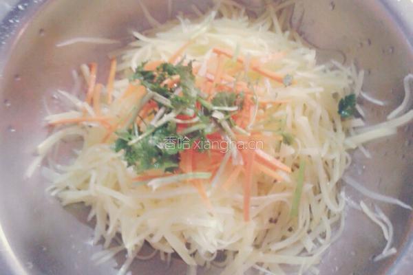糖醋土豆丝的做法图解6