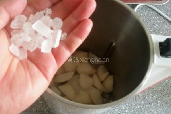 白萝卜梨饮的做法图解2