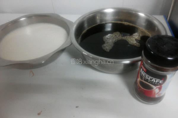 千层咖啡糕的做法图解2