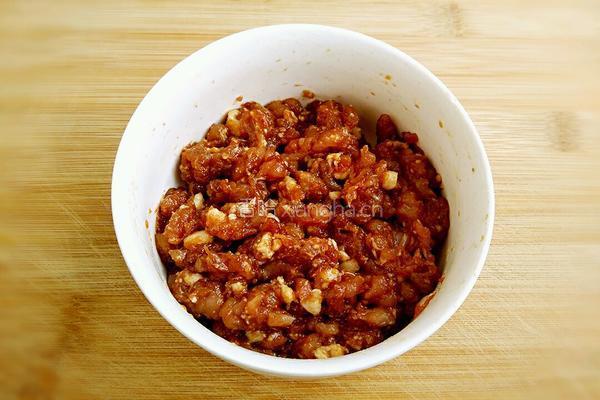 肉末粉丝圆白菜的做法图解2