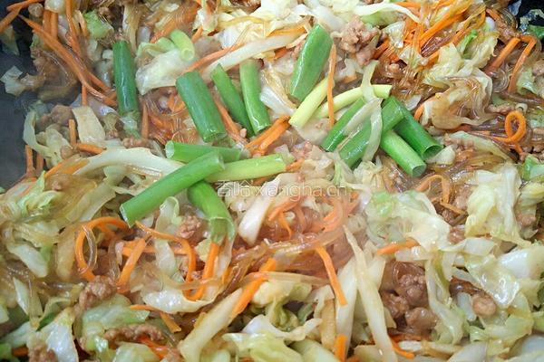 肉末粉丝圆白菜的做法图解12