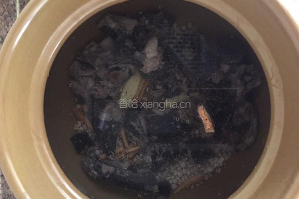 薏米乌鸡汤的做法图解5