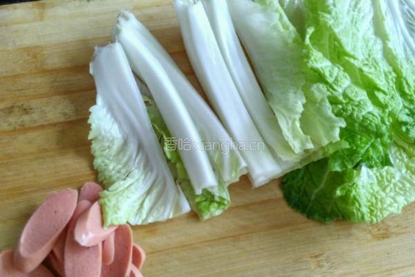 香油白菜汤的做法图解1