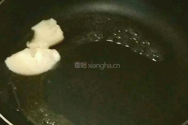 鲫鱼萝卜丝汤的做法图解3