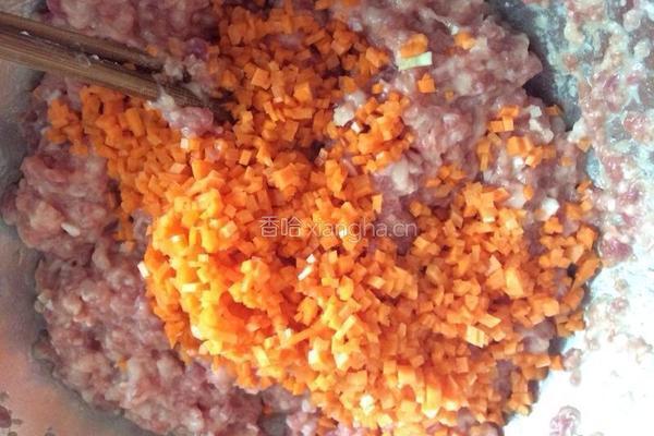 包菜猪肉饺的做法图解4