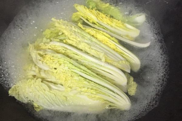 牛肉丸炖娃娃菜的做法图解6