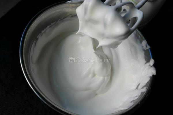 乳酪戚风蛋糕的做法图解12