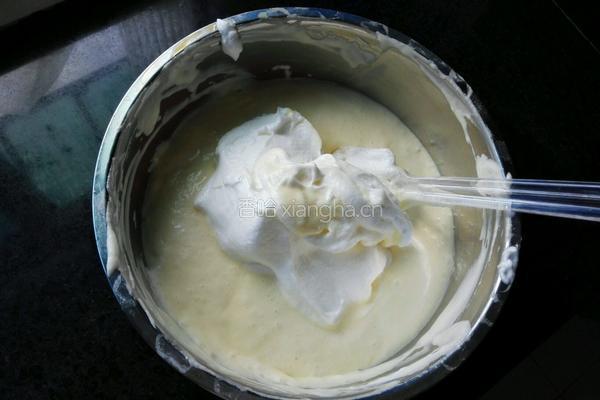 乳酪戚风蛋糕的做法图解14