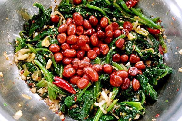 菠菜陈醋花生米的做法图解6