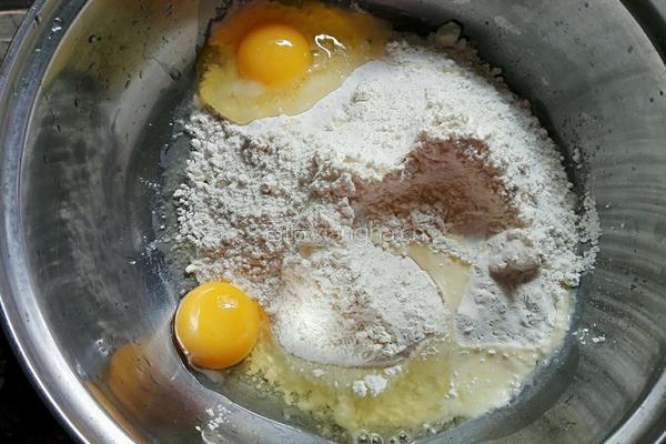 土豆煎饼的做法图解1