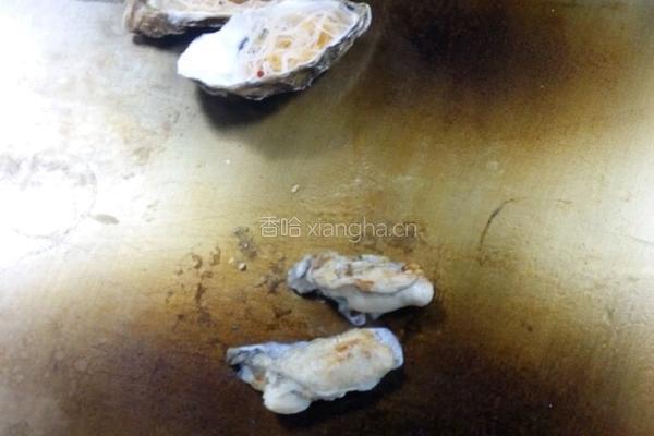 蒜蓉生蚝的做法图解2