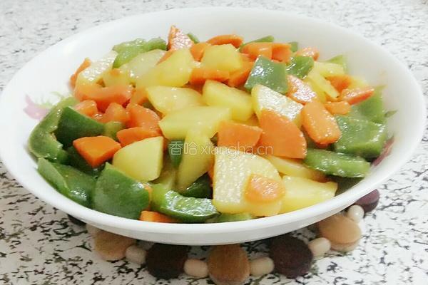 甜椒胡萝卜焖土豆的做法图解9
