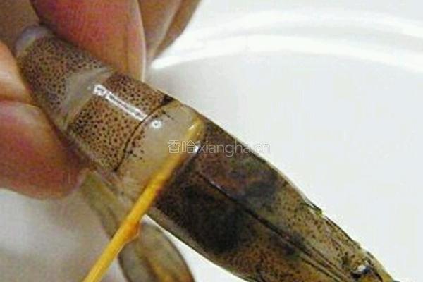 酥皮大虾的做法图解1