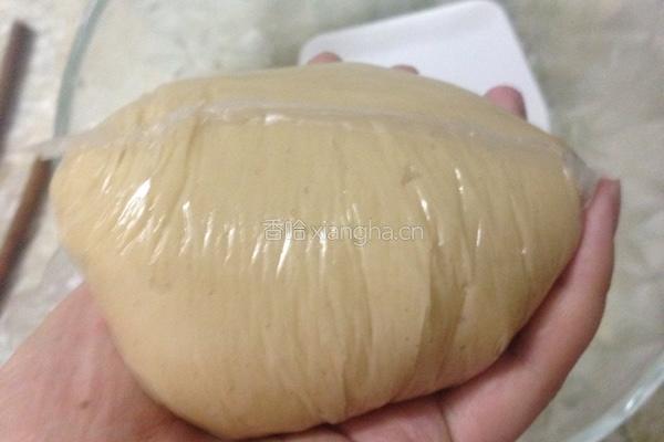 广式豆沙月饼的做法图解2