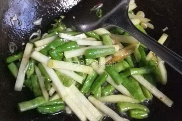 豆角焖面的做法图解6