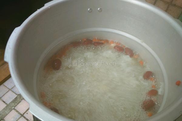 花样木瓜银耳羹――JIARU 的做法图解3