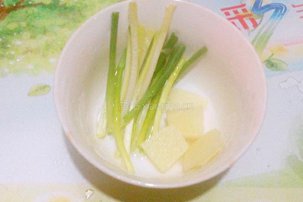 手撕鸡腿的做法图解3