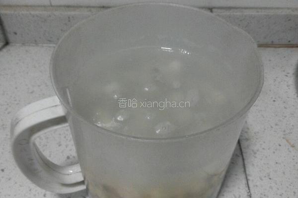 红莲蓉馅的做法图解1