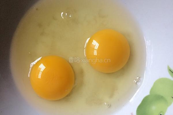 火腿肠鸡蛋饼的做法图解1