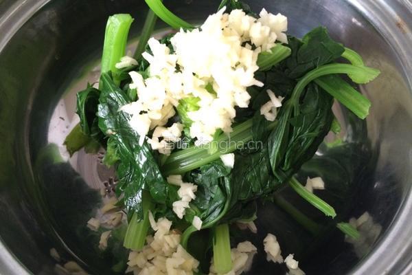 酱油芹菜叶的做法图解4