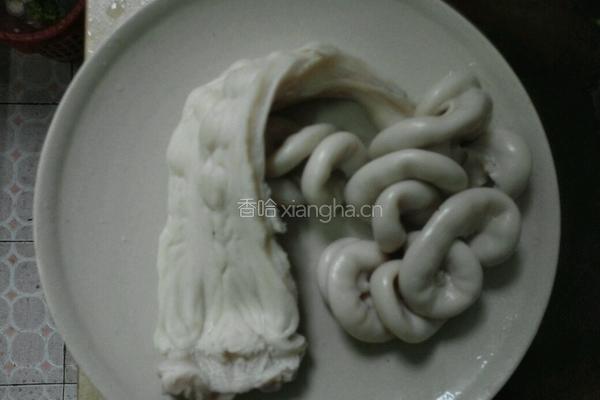 爆炒生肠的做法图解2
