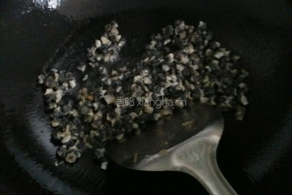 辣炒田螺肉的做法图解2