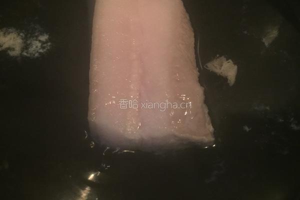 青椒小炒肉的做法图解1