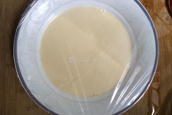 牛奶炖蛋的做法图解5