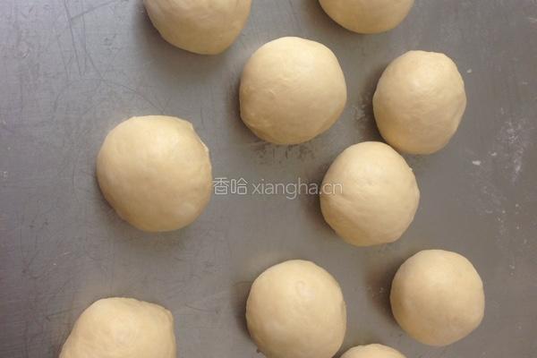 牛奶面包的做法图解5