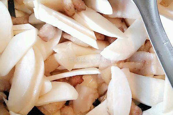 杏鲍菇烧五花肉的做法图解3