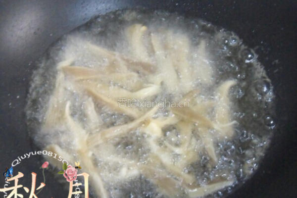 椒盐平蘑的做法图解5