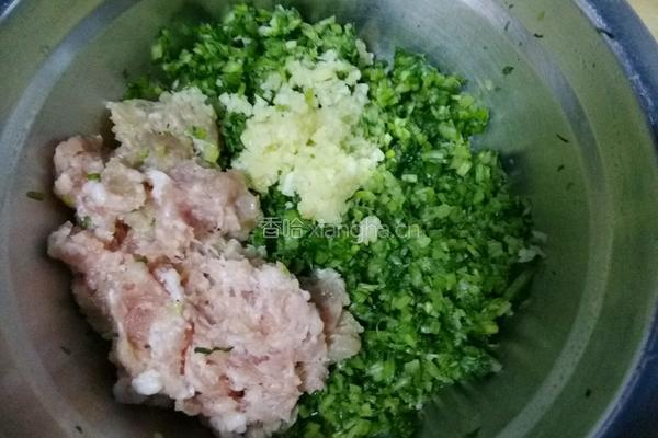 芹菜馅云吞的做法图解1