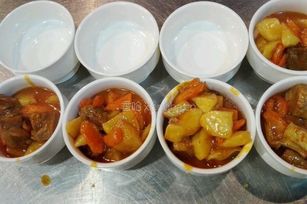 老莫红烩牛肉的做法图解4